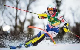  ?? (Photos AFP) ?? Nastasia Noens (ci-dessus) et Mathieu Faivre (à d.) font partie de la sélection tricolore.