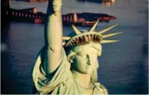  ??  ?? The Statue of Liberty is 151 feet, 1 inch (46 metres, 2.5 centimetre­s) tall.