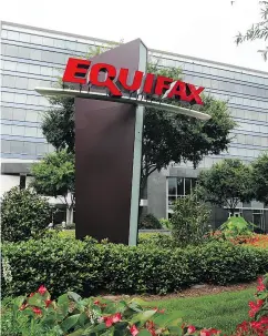  ?? MIKE STEWART / THE ASSOCIATED PRESS FILES ?? The massive consumer data hack at Equifax may propel a resurgence in the popularity of cash, says Royal Bank.