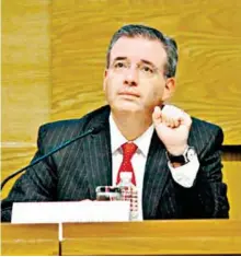  ?? /ALEJANDRO AGUILAR ?? Alejandro Díaz de León lamentó las afectacion­es a los usuarios, y dijo que ya se toman acciones para recuperar la agilidad del sistema