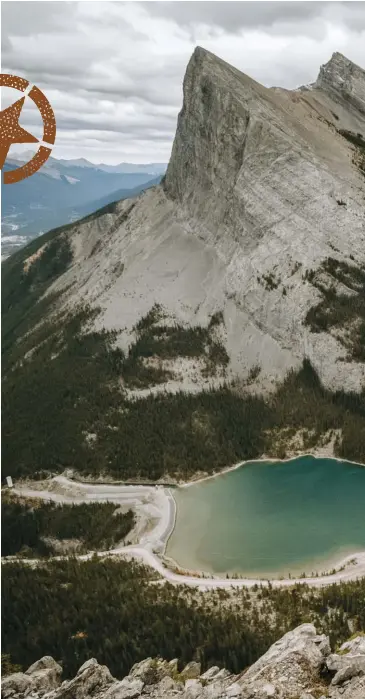  ??  ?? An iconic shot of Ha Ling Peak from the East End of Rundle trail near Canmore,
Alberta.