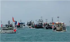  ??  ?? Toxic… French fishermen try to block Jersey’s main port, a scenario that will be repeated across UK waters warns Barrie Deas, inset