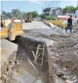  ?? RICARDO FLETE ?? Las lluvias provocaron más daños al puente de la Yapur Dumit.