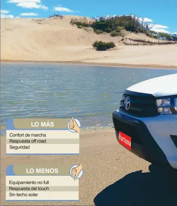  ??  ?? PRESENCIA. La Hilux Limited, fabricada en la planta de Toyota en Zárate, mantiene la estética aunque con unos toques más modernos. LO MáS
Confort de marcha Respuesta off road Seguridad LO MENOS