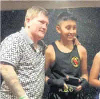  ??  ?? ●●Hamer boxer Samyan Khan with Rickie Hatton