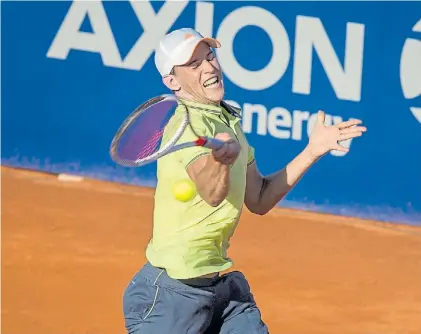  ?? SERGIO LLAMERA ?? Uno. Dominic Thiem le dio una paliza al francés Monfils por 6-2 y 6-1 en apenas 63 minutos.