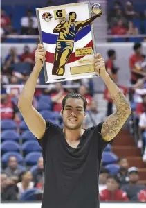  ?? ALVIN S. GO ?? NEWLY MINTED PBA GOVERNORS’ CUP Best Player of the Conference Christian Standhardi­nger is thankful to be able to do what he is capable of at Northport Batang Pier.