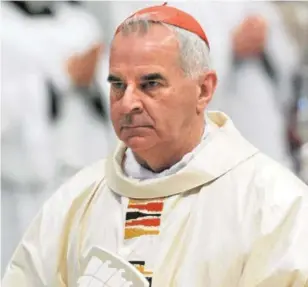  ?? AFP ?? Keith Michael Patrick O’Brien nació en Ballycastl­e (Irlanda del Norte) el 17 de marzo de1938 y falleció en Newcastle (Inglaterra) el 19 de marzo de 2018. Sacerdote desde 1965, fue nombrado arzobispo de Saint Andrews y Edimburgo en 1985 y elevado a...