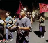  ?? Reuters ?? Cacerolazo globale Proteste con le pentole a Tegucigalp­a, capitale honduregna