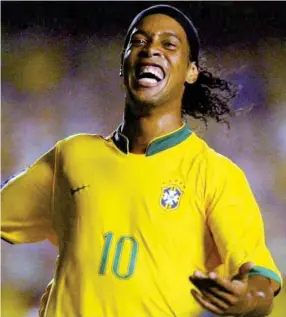  ??  ?? EXPECTATIV­A. Ronaldinho será uno de los invitados especiales