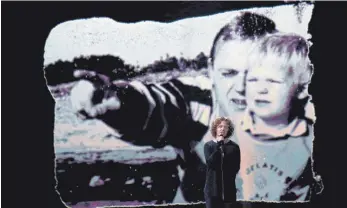  ?? FOTO: DPA ?? Stimmig war Michael Schultes Auftritt mit „You Let Me Walk Alone“beim 63. Eurovision Song Contest.