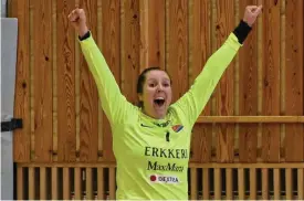  ?? FOTO: FSC MEDIA ?? Sonja Koskinen var finalserie­ns bästa spelare. Efter söndagens avgörande
■ finalseger meddelade målvakten att hon avslutar sin karriär.