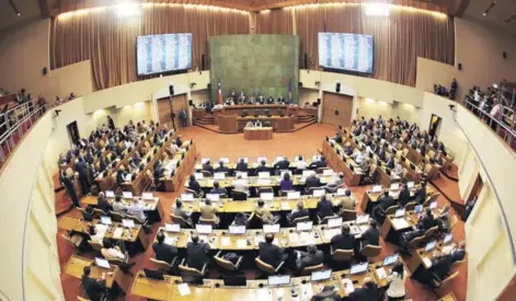  ?? FOTO: DEDVI MISSENE ?? La Cámara de Diputados suma 483 reuniones por Ley de Lobby. Ley Uber
El gobierno trabaja en una propuesta para regular esta y otras aplicacion­es y su convivenci­a con los taxis.