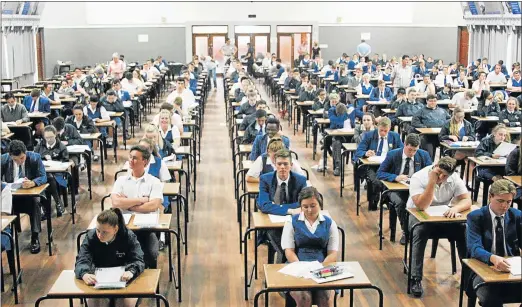  ?? Picture: FREDLIN ADRIAAN ?? HOPEFUL: Eastern Cape matric pupils, including these Framesby High School pupils will be eagerly awaiting the release of the matric results today