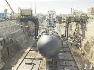  ?? (Photos doc. Var-matin) ?? À l’instar des sous-marin nucléaire d’attaque de type Rubis les futurs Barracuda viendront en cale sèche à Toulon.