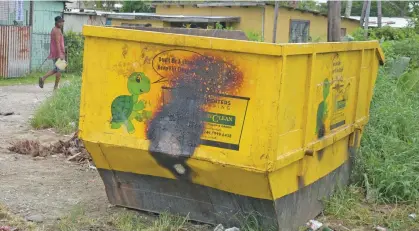  ?? Photo: Ronald Kumar ?? Part of the dumpster bin at Wailea Street in Vatuwaqa was burned.