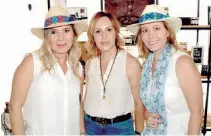  ??  ?? Gaby del Río, Lorena Vallina e Hilda Mucci.