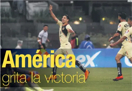  ??  ?? GOLAZO. El zaguero Jorge Sánchez celebra el gol que le clavó a Sebastián Sosa, para poner en ventaja a las Águilas. El resultado de la victoria lo sentenció Matías Uribe.