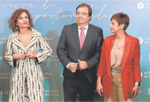  ?? // EP ?? La ministra Montero; el presidente de la Junta de Extremadur­a, Fernández Vara, y la ministra Rodríguez
