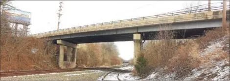  ?? EVAN BRANDT — DIGITAL FIRST MEDIA ?? Responsibi­lity for the maintenanc­e and repair of the Moser Road bridge over the Norfolk-Southern rail tracks belongs entirely to the borough.