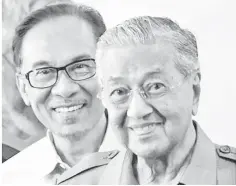  ??  ?? Dr Mahathir reiterated that Anwar would be his successor.