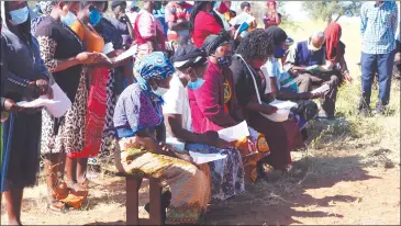  ?? Photo: MICT Kavango West ?? Sad… Members of the community, bereaved families and church leaders gathered at the mass prayer day held in honour of the Simanya crash victims.