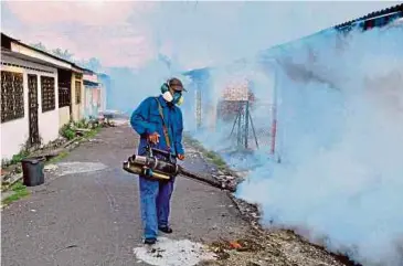  ?? FILE PIC ?? According to the Health Ministry’s
Crisis Preparedne­ss and Response Centre, dengue cases usually start increasing from May and spike after the monsoon during July and August.