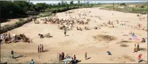  ?? Picture: ACTION ?? PARCHED: The dry Mananbovo River in Madagascar.