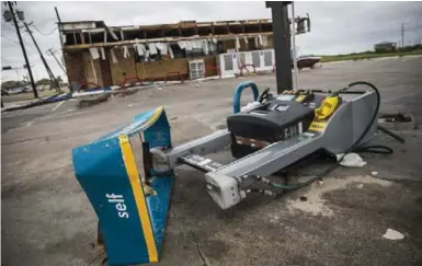  ?? NICK WAGNER/THE ASSOCIATED PRESS ?? Gasoline future prices have spiked following the temporary closure of refineries due to storm-related flooding in Texas.