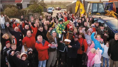  ??  ?? Total Enjoyment is greeted a heroe’s welcome in Blennervil­le, Tralee.