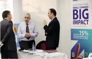  ??  ?? Ivan Sproule, SEAI, speaking with showcase attendees
