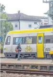  ?? FOTO: SCHÄFER ?? Unbeweglic­h – der Bund hat kein Geld für die Elektrifiz­ierung der Bodenseegü­rtelbahn.