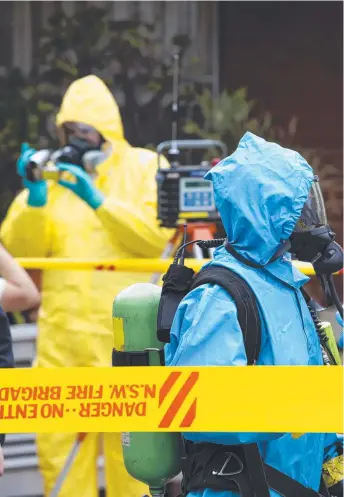  ?? ?? Police raid a suspected methamphet­amine lab in Sydney.