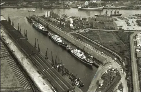  ??  ?? Glasgow’s King George V dock is shown in this image from 1968