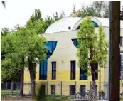  ?? Archivfoto: Marcus Merk ?? Der Glaube im Vordergrun­d: Politische Diskussion­en gibt es in der Moschee in Gersthofen nicht.