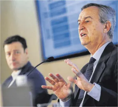  ?? Alejandro Martínez Vélez / Europa Press ?? César González-Bueno, CEO del Banc Sabadell, ahir durant una roda de premsa a Madrid.