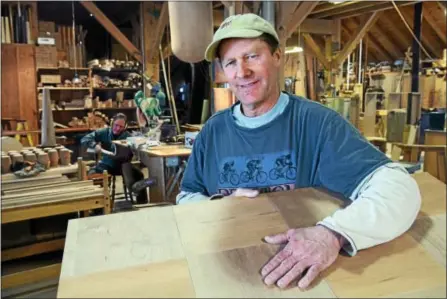  ?? GEOFF PATTON — DIGITAL FIRST MEDIA ?? Furniture maker Bradford Smith in his Worcester Township workshop.