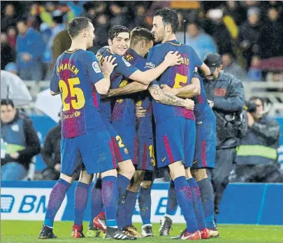  ?? FOTO: PEP MORATA ?? El Barça consiguió una victoria de campeón en Anoeta y dejó atrás la mala racha de resultados contra la Real Sociedad
