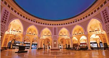  ??  ?? The grandiose Gold Souk at the Dubai Mall, which also houses the glass viewing tunnel of the Dubai Aquarium and Underwater Zoo.