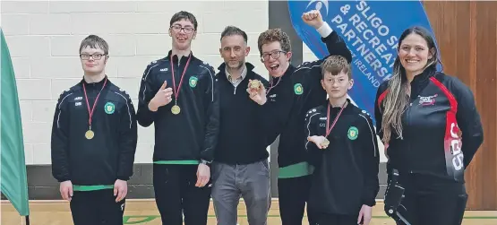  ?? ?? A huge thank you to all of our Transition
The An Grianan boys team, one of a number of teams who recently represente­d Ballinode Community College at a rowing competitio­n.
