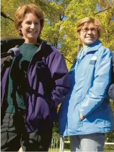  ?? Foto: The Washington Times/Zuma, Imago Images ?? Maeve Kennedy McKean (rechts) als 23-Jährige im Jahr 2002 neben ihrer Mutter Kathleen Kennedy Townsend.