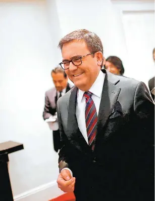 ??  ?? El secretario de Economía, Ildefonso Guajardo, participó ayer en el noveno Diálogo de Alto Nivel de directores empresaria­les de México y Estados Unidos.