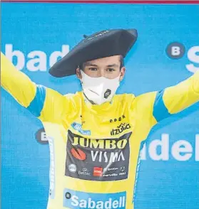  ?? FOTO: ITZULIA ?? Primoz Roglic sucede a Ion Izagirre en el palmarés de la Itzulia