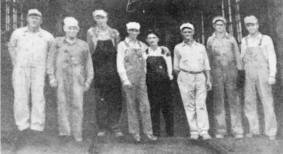  ?? Special to The Saline Courier ?? B&N Hosting Crew, from left, are J.A. Harris, Othal Dean, J.J. Willis, Lee Ragan, H.H. Beard, Lee Carmichael, James E. Martin and Glen Raper.