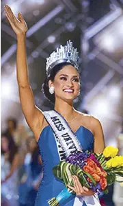  ?? Photo courtesy of PHILSTAR.COM ?? Marching on: 2015 Miss Universe Pia Wurtzbach is getting ready to crown her successor.