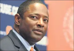  ?? STEPHEN D. CANNERELLI - THE SYRACUSE NEWSPAPERS VIA AP ?? Dino Babers speaks at his introducto­ry a press conference at Syracuse University in 2015.