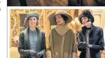  ??  ?? L-R: Laura Carmichael as Edith Crawley, y, Elizabeth McGovern as Cora Crawley and nd Michelle Dockery as Lady Mary Crawley