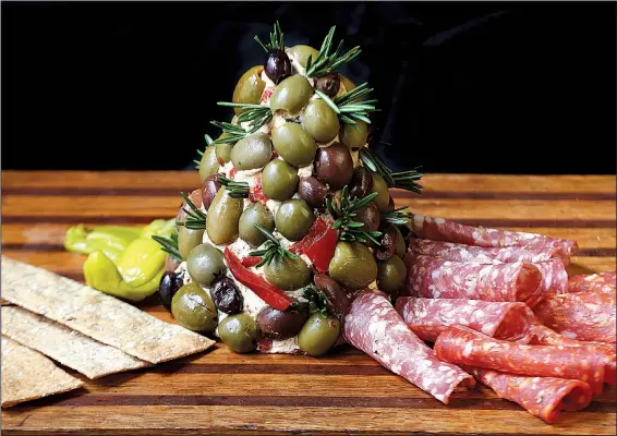  ?? Food styling/KELLY BRANT Arkansas Democrat-Gazette/THOMAS METTHE ?? Antipasto Cheese Tree