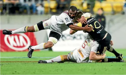  ??  ?? Michael Leitch was big for the Chiefs in their last meeting with the Hurricanes and he has recovered from a broken thumb to be named on the bench for Saturday night’s semifinal. PHOTO: GETTY IMAGES