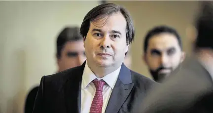  ?? FELIPE RAU/ESTADAO-16/9/2019 ?? ‘Impessoali­dade’. Maia criticou indiretame­nte Bolsonaro ao afirmar ser contra edição de medidas ‘para atingir alguém’